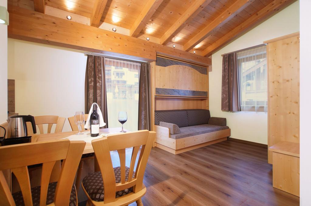 Haus Hintertux Hotel Szoba fotó
