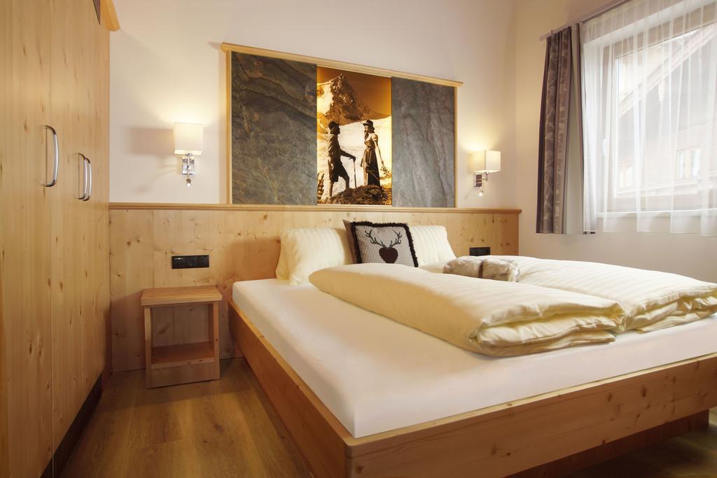 Haus Hintertux Hotel Szoba fotó